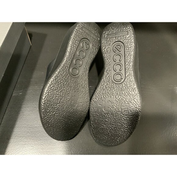 Ecco Flowt Black Leather Wedge Slides Size 7-7.5M / NWB - Picture 4 of 5